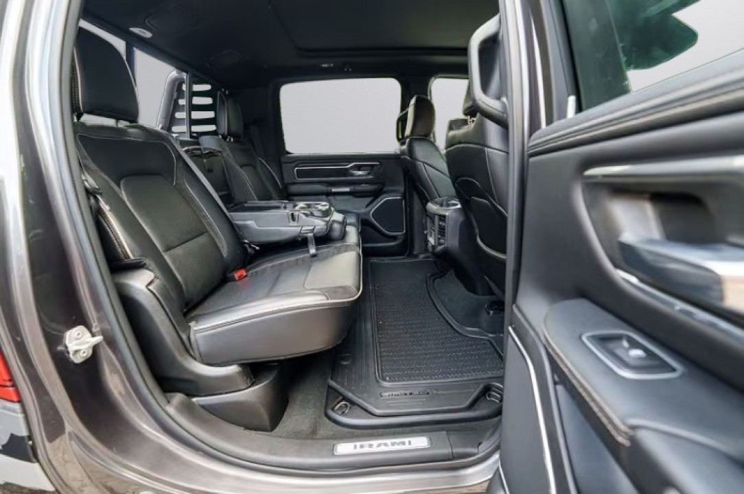 Dodge RAM 1500 Laramie - foto 27