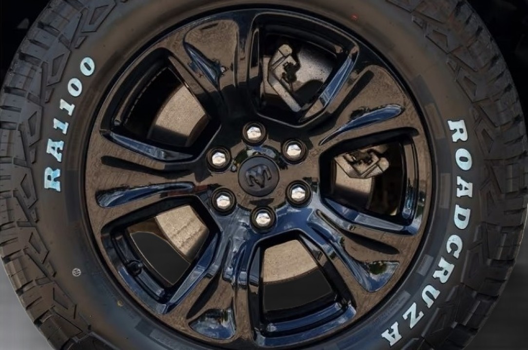 Dodge RAM 1500 Laramie - foto 52