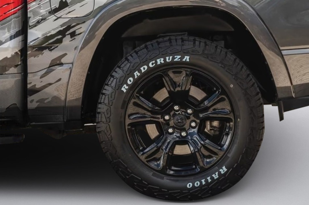 Dodge RAM 1500 Laramie - foto 50