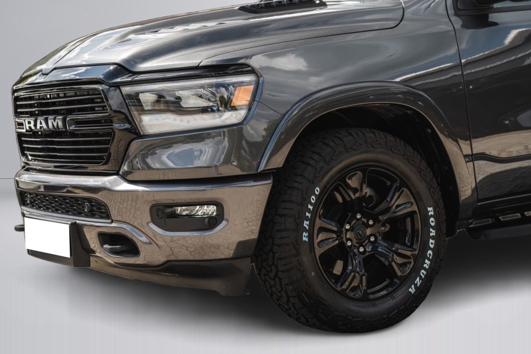 Dodge RAM 1500 Laramie - foto 46