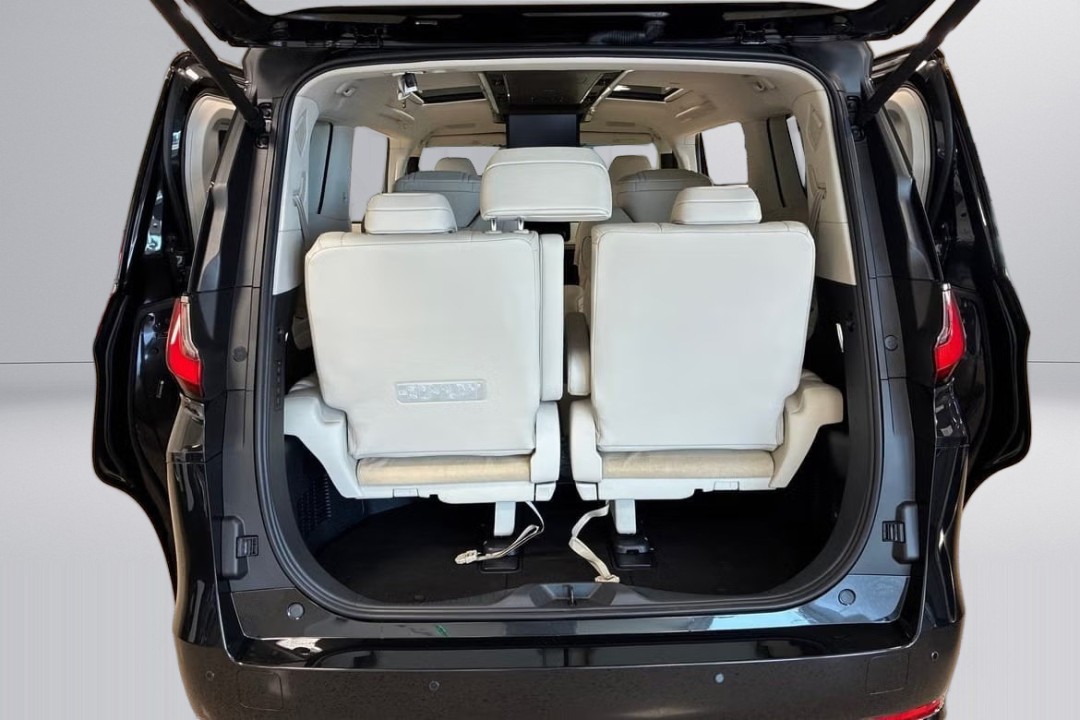 Lexus LM 350h AWD Executive Line - foto 19
