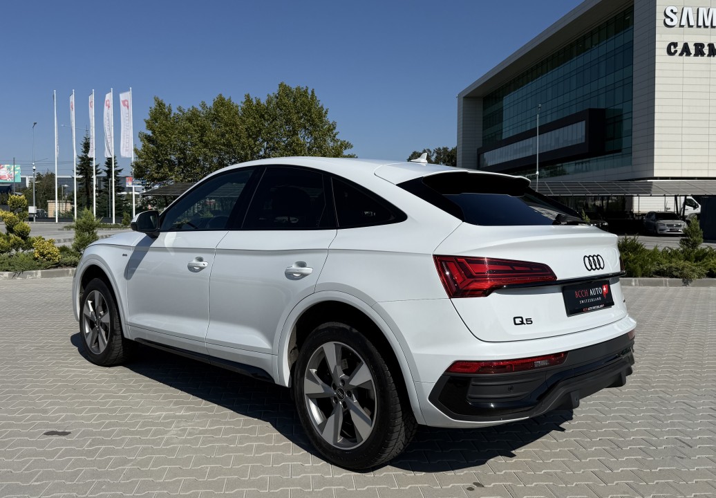 Audi Q5 Sportback 40TDI quattro S tronic S-Line (5)