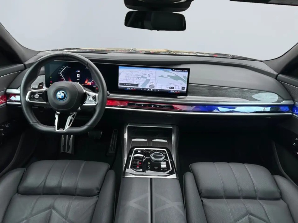 BMW Seria 7 M760 xDrive - foto 9