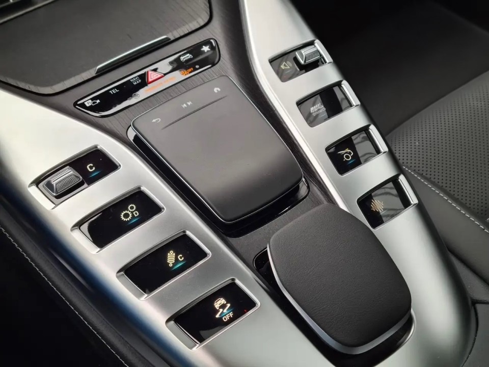 Mercedes-Benz AMG GT 63 S E Performance - foto 18
