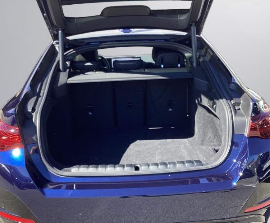 BMW i4 xDrive40 - foto 16