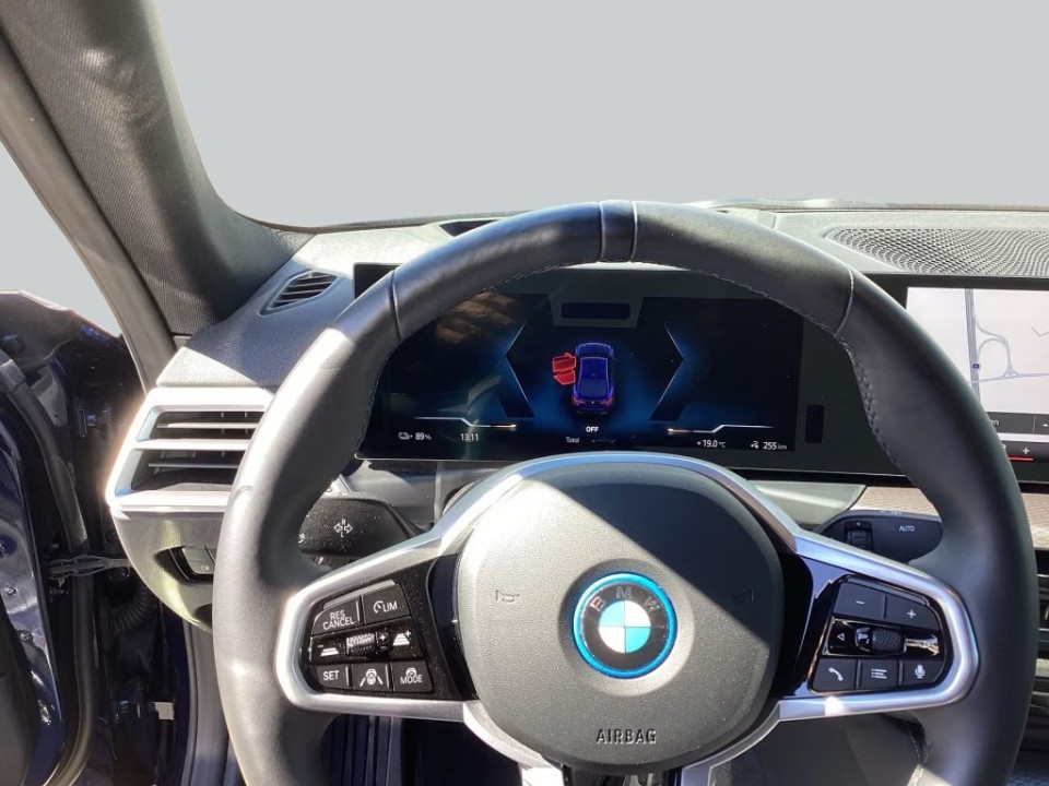 BMW i4 xDrive40 - foto 14