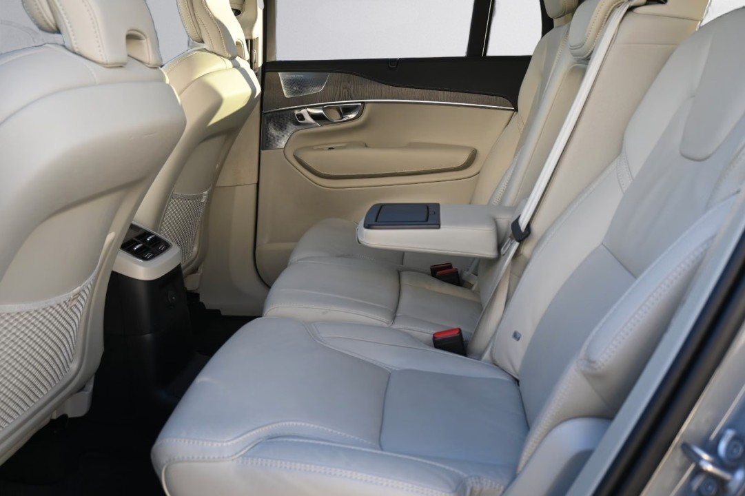 Volvo XC 90 T8 Recharge AWD Ultra Dark - foto 13