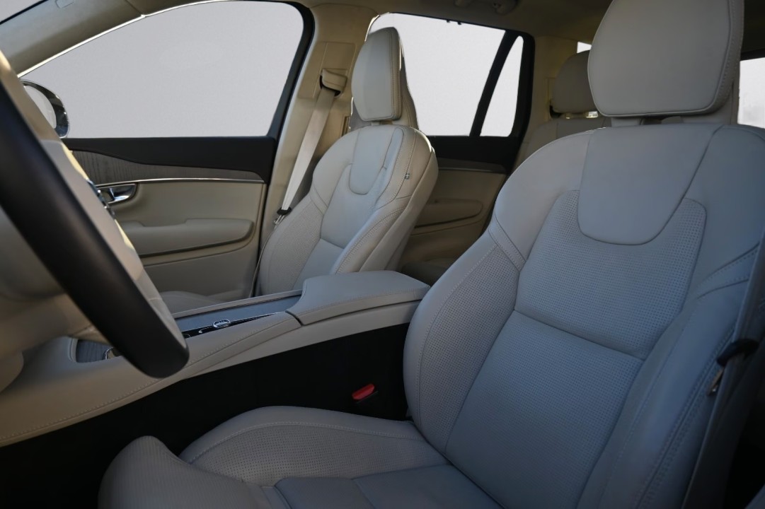 Volvo XC 90 T8 Recharge AWD Ultra Dark - foto 10