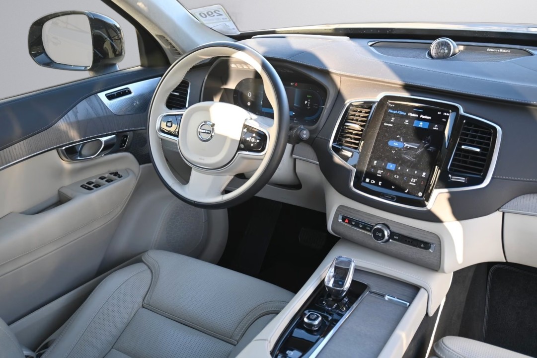 Volvo XC 90 T8 Recharge AWD Ultra Dark - foto 16