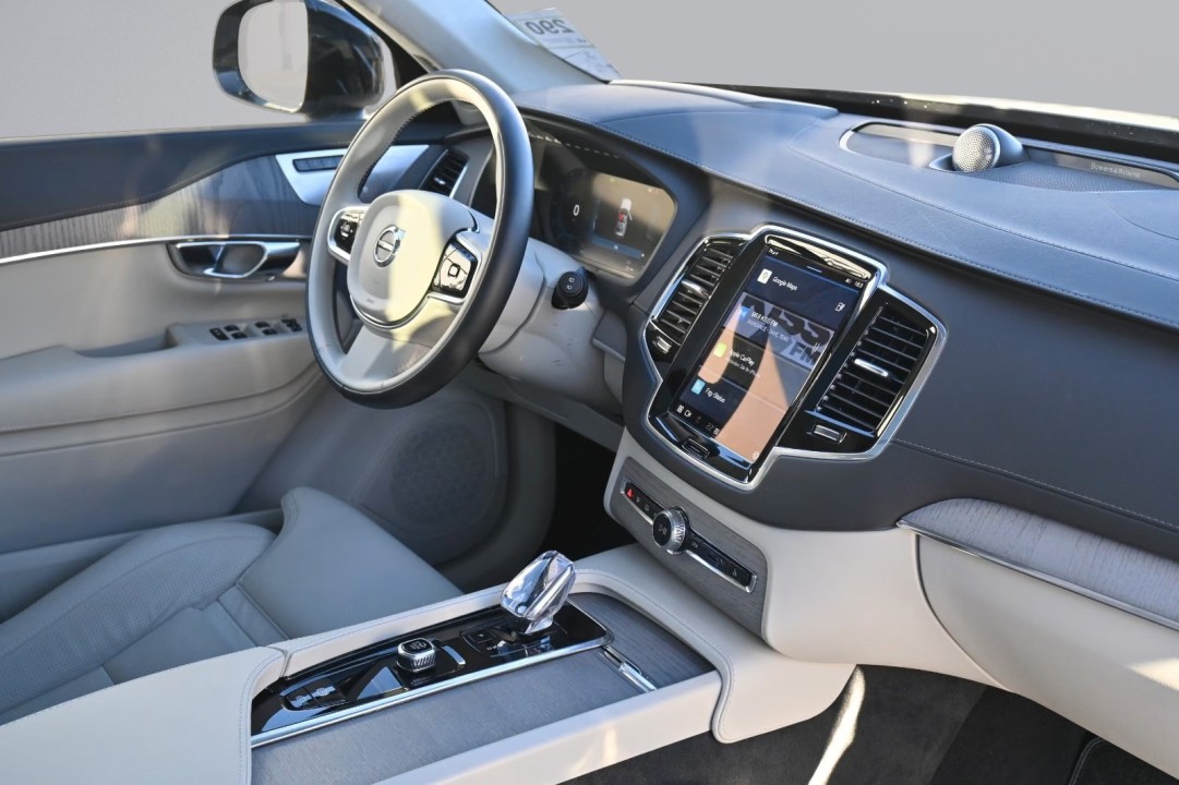 Volvo XC 90 T8 Recharge AWD Ultra Dark - foto 15