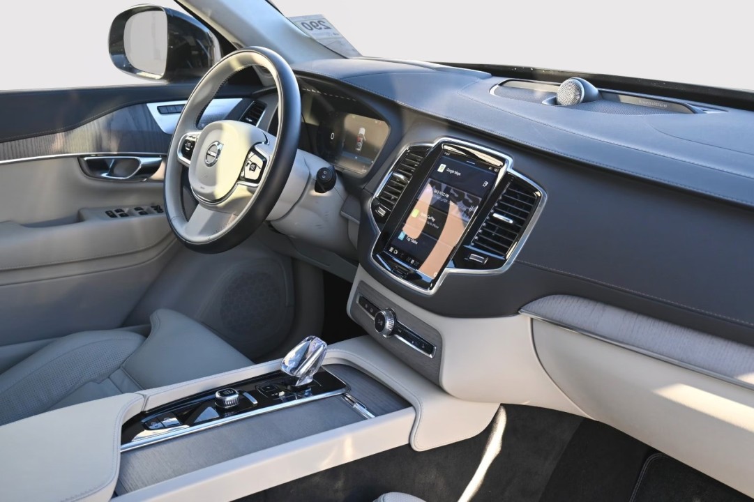 Volvo XC 90 T8 Recharge AWD Ultra Dark - foto 14