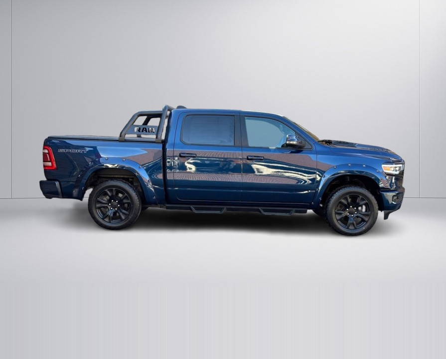 Dodge RAM 1500 Laramie (3)