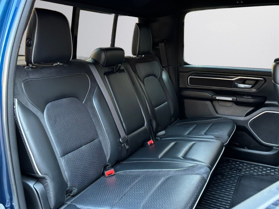 Dodge RAM 1500 Laramie - foto 21