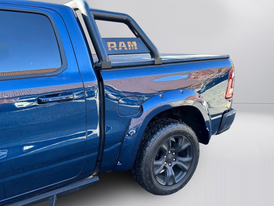 Dodge RAM 1500 Laramie - foto 28