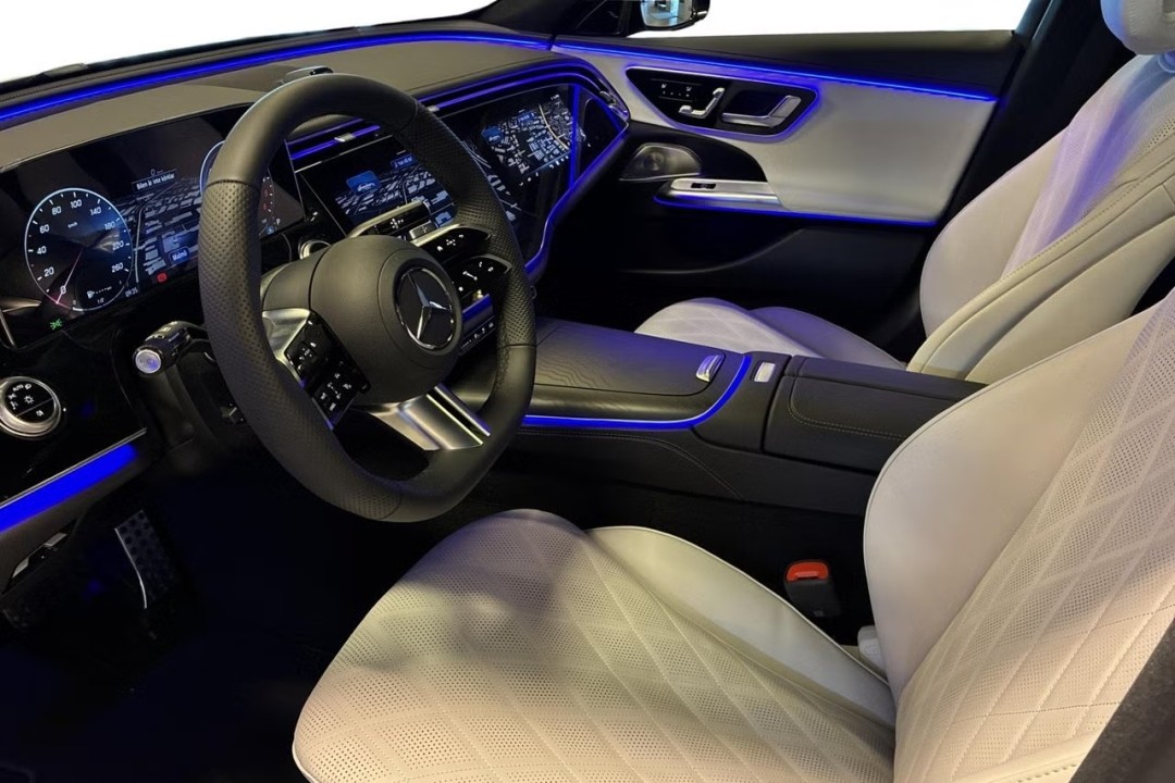 Mercedes-Benz E 300de 4MATIC AMG Line - foto 10
