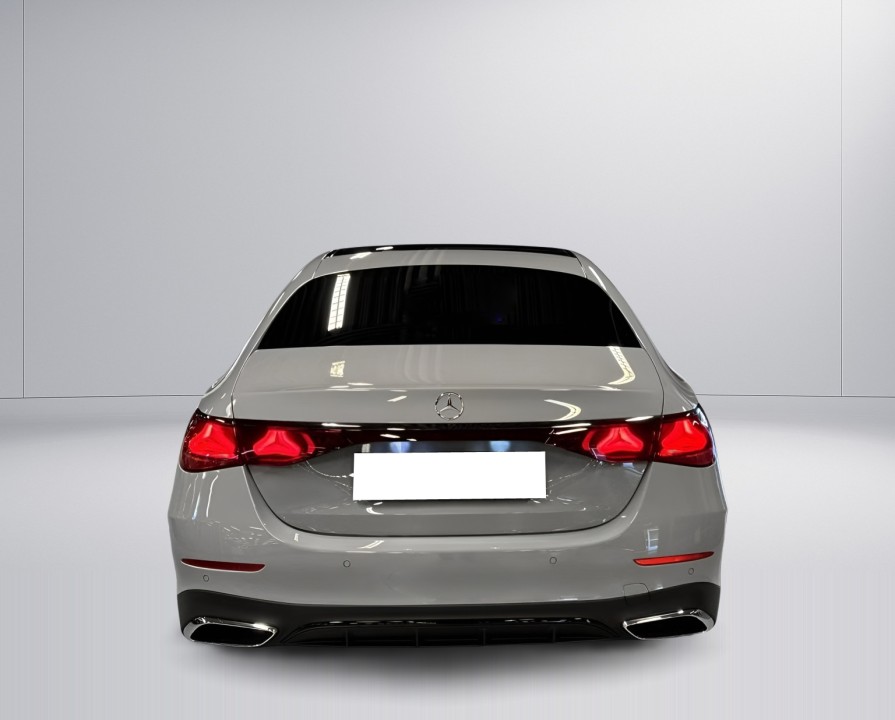 Mercedes-Benz E 300de 4MATIC AMG Line (4)