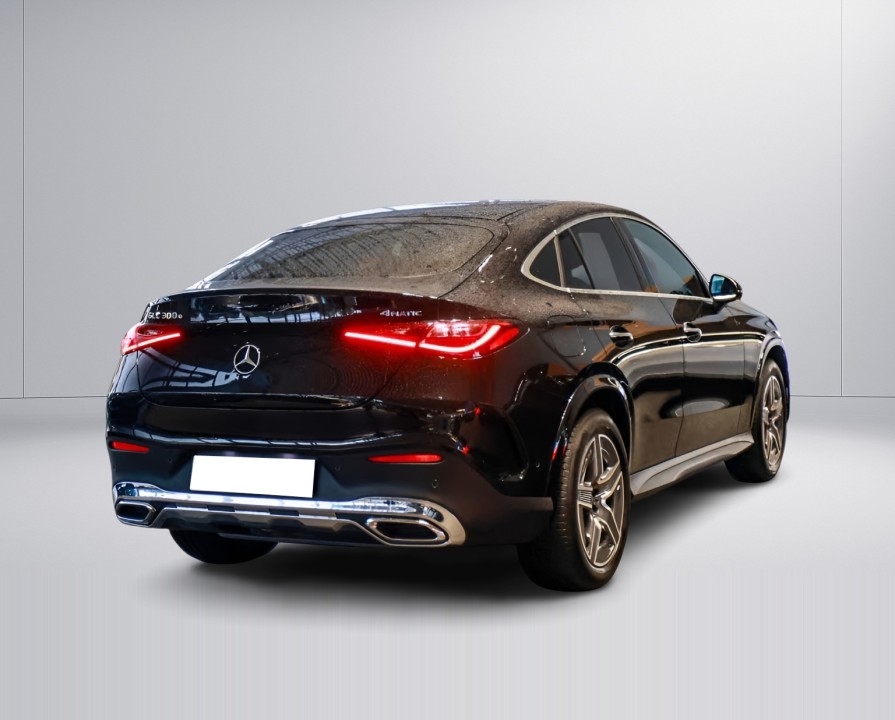 Mercedes-Benz GLC Coupé 300e 4MATIC (2)