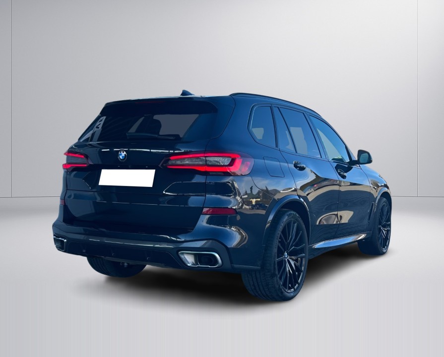 BMW X5 xDrive30d M-Sport (2)