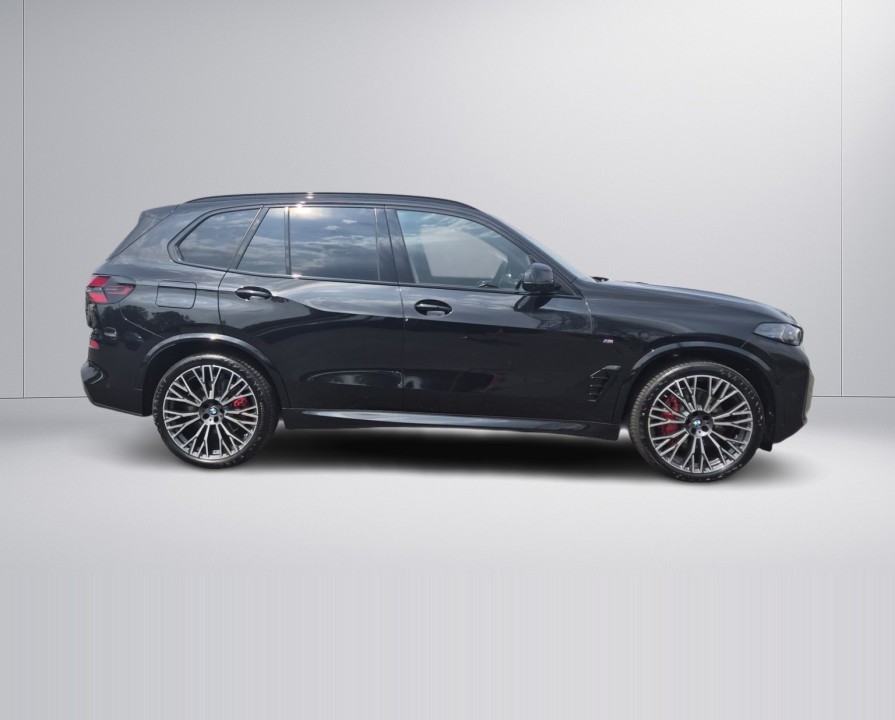 BMW X5 xDrive40d M-Sport (2)