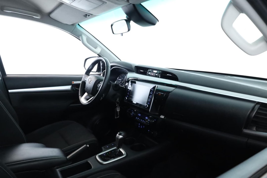Toyota Hilux Double Cab 2.8 Comfort - foto 11