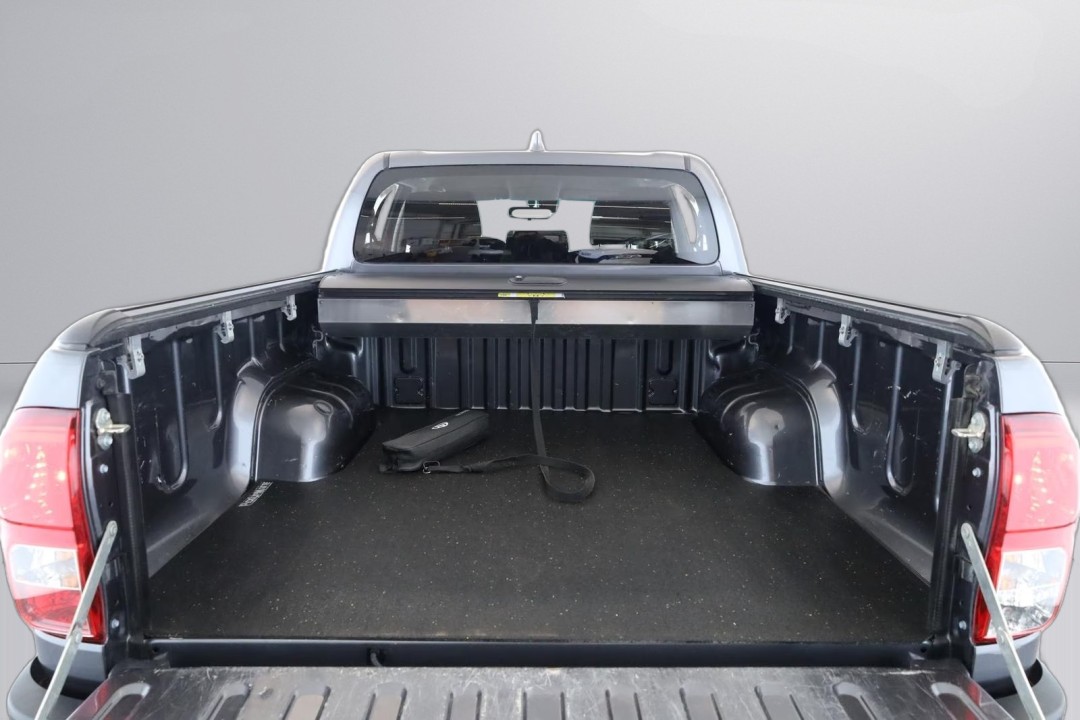 Toyota Hilux Double Cab 2.8 Comfort - foto 22