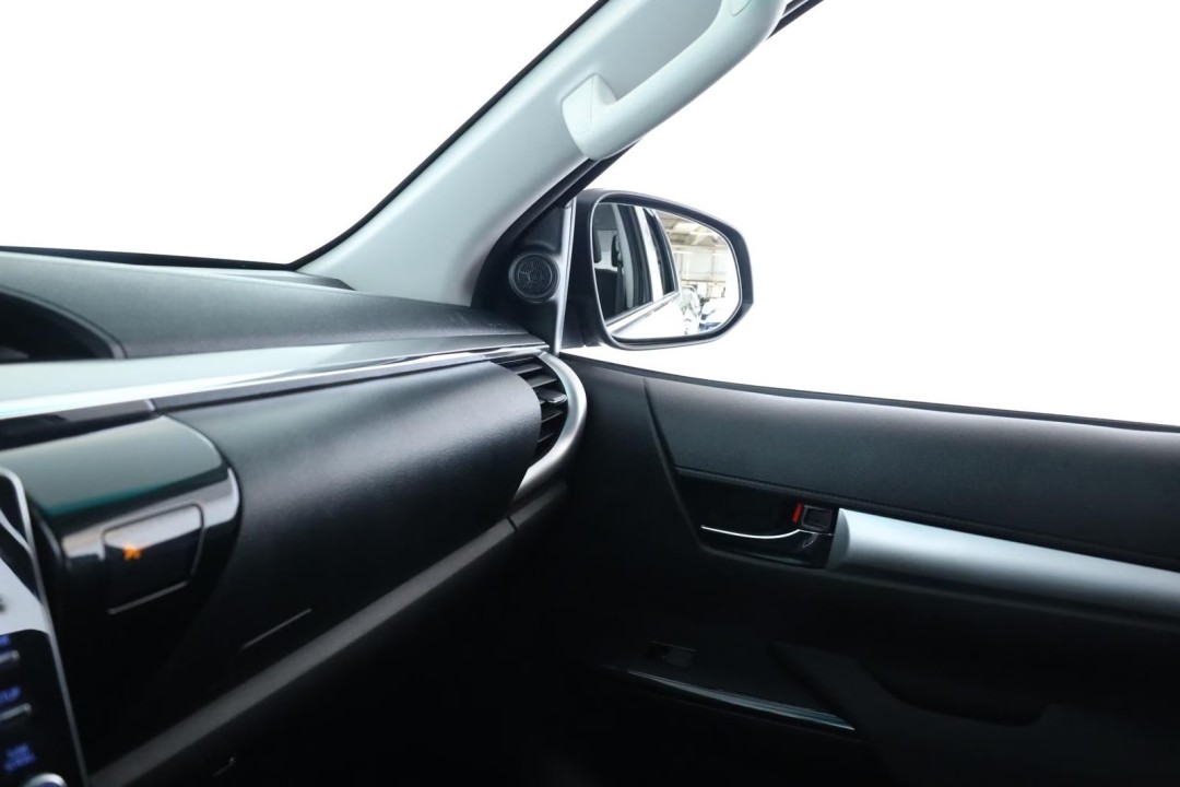 Toyota Hilux Double Cab 2.8 Comfort - foto 20