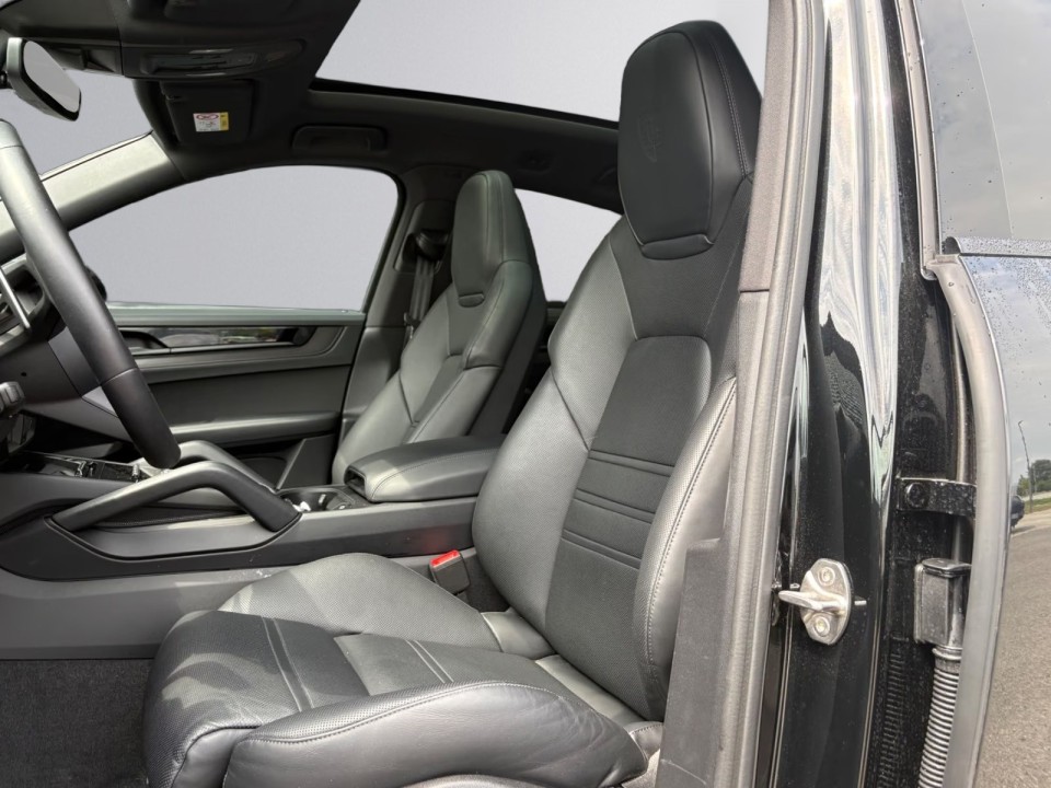 Porsche Cayenne Coupe E-Hybrid - foto 17