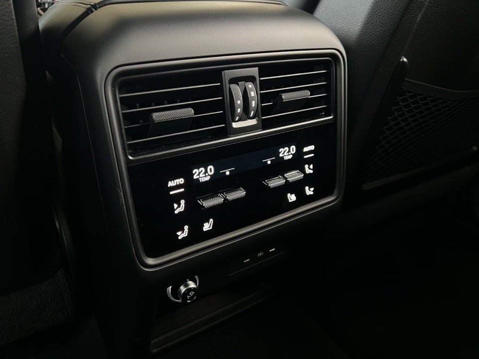 Porsche Cayenne CoupeE-Hybrid - foto 17