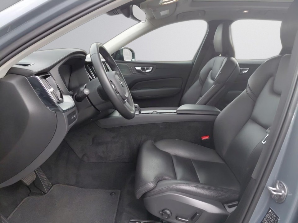 Volvo XC 60 T8 Recharge AWD Ultimate Dark - foto 11