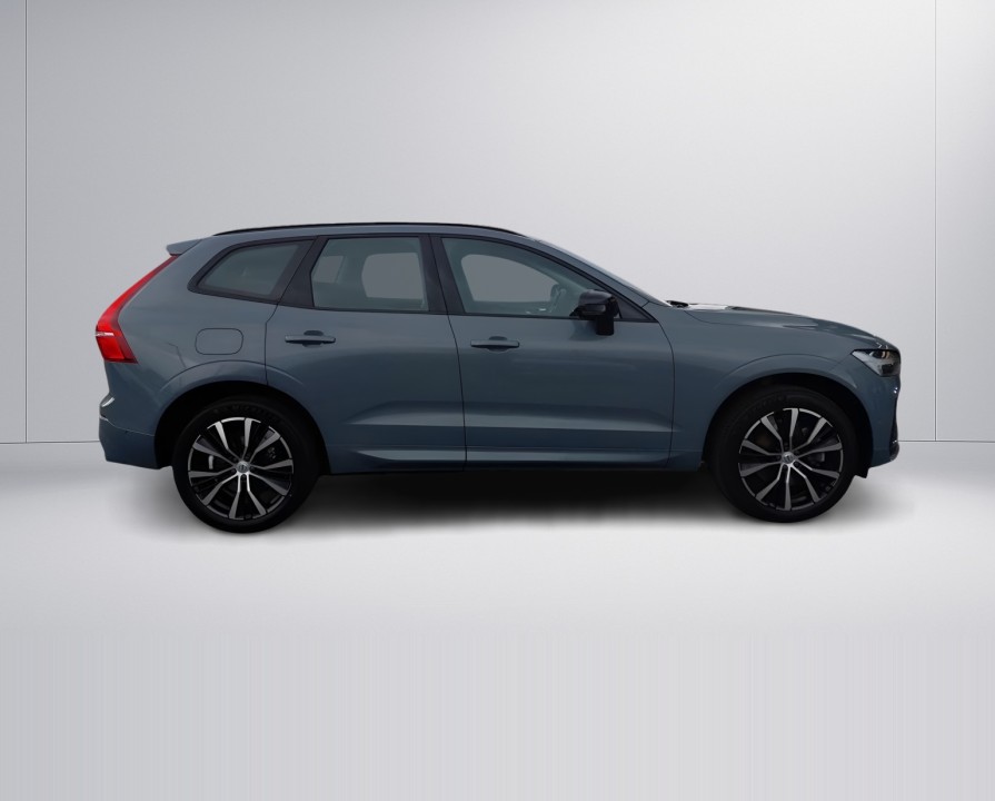 Volvo XC 60 T8 Recharge AWD Ultimate Dark (2)