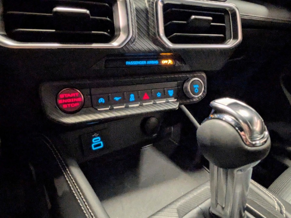 Ford Mustang - foto 21