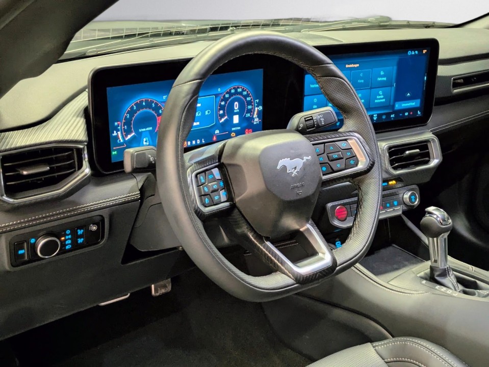 Ford Mustang - foto 15