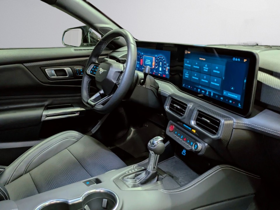 Ford Mustang - foto 16