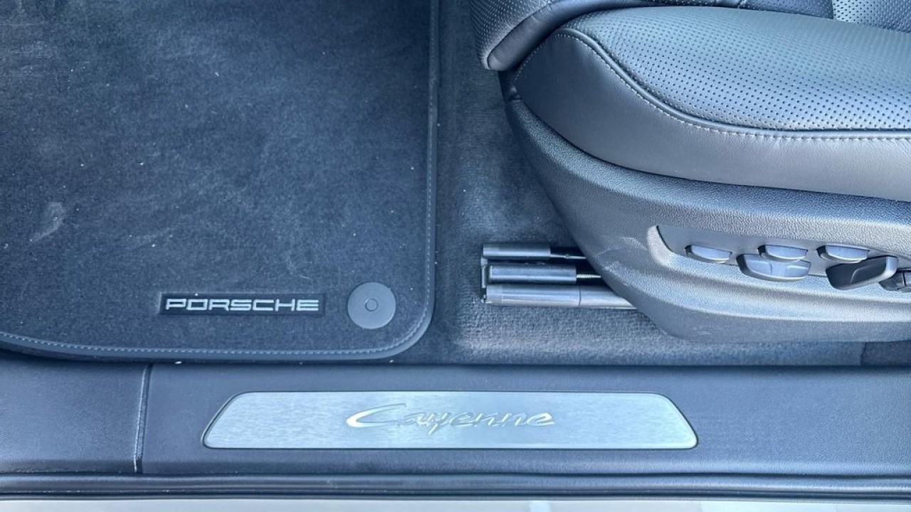 Porsche Cayenne Coupe E-Hybrid - foto 16