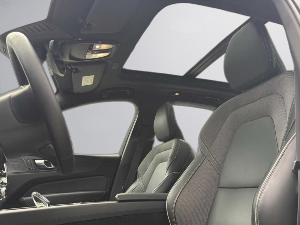 Volvo XC 60 T8 Recharge AWD Inscription - foto 8