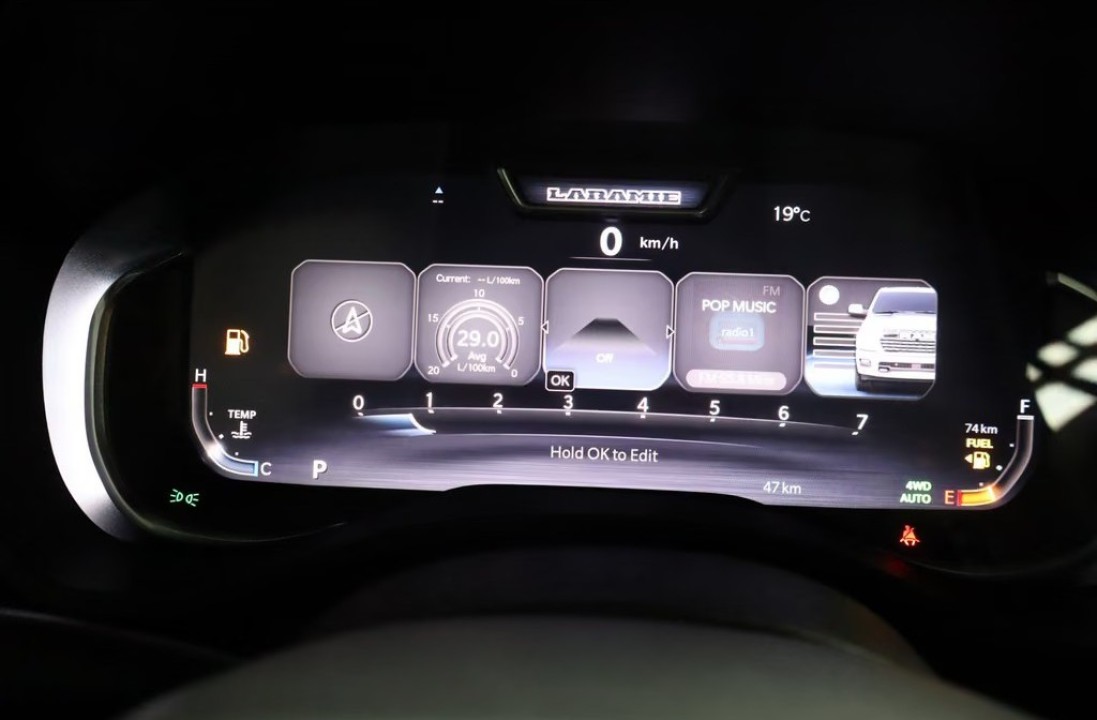 Dodge RAM 1500 Laramie - foto 27