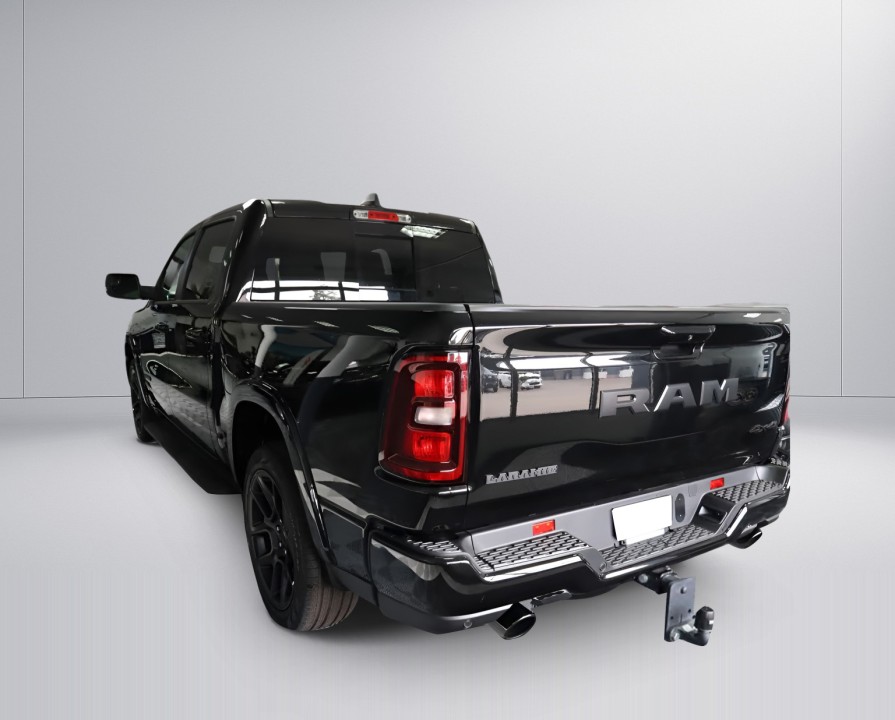 Dodge RAM 1500 Laramie (3)