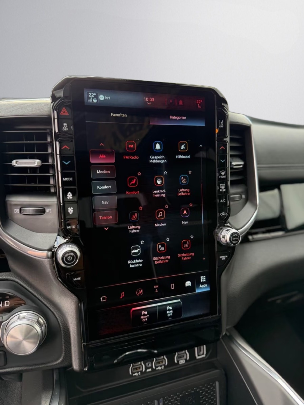 Dodge RAM 1500 Laramie - foto 24