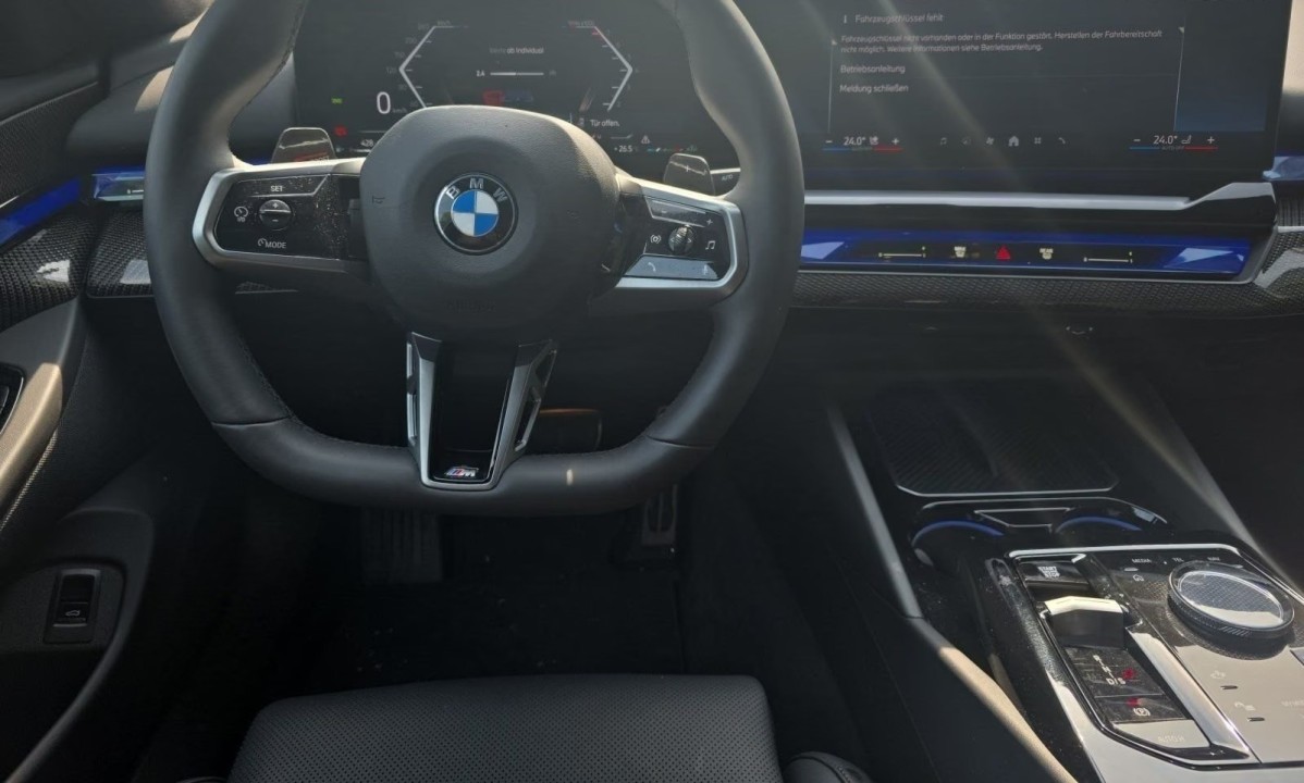 BMW Seria 5 520i M-Sport - foto 9