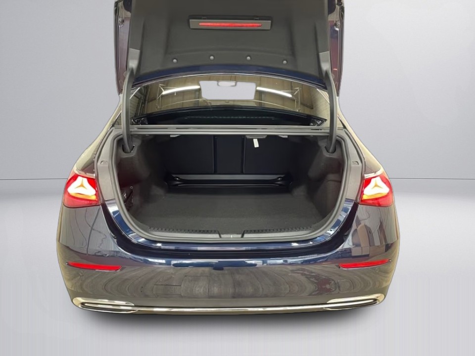 Mercedes-Benz E 200 Avantgarde - foto 16