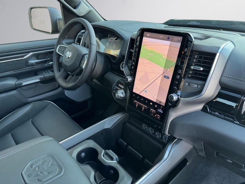 Dodge RAM 1500 Laramie - foto 20