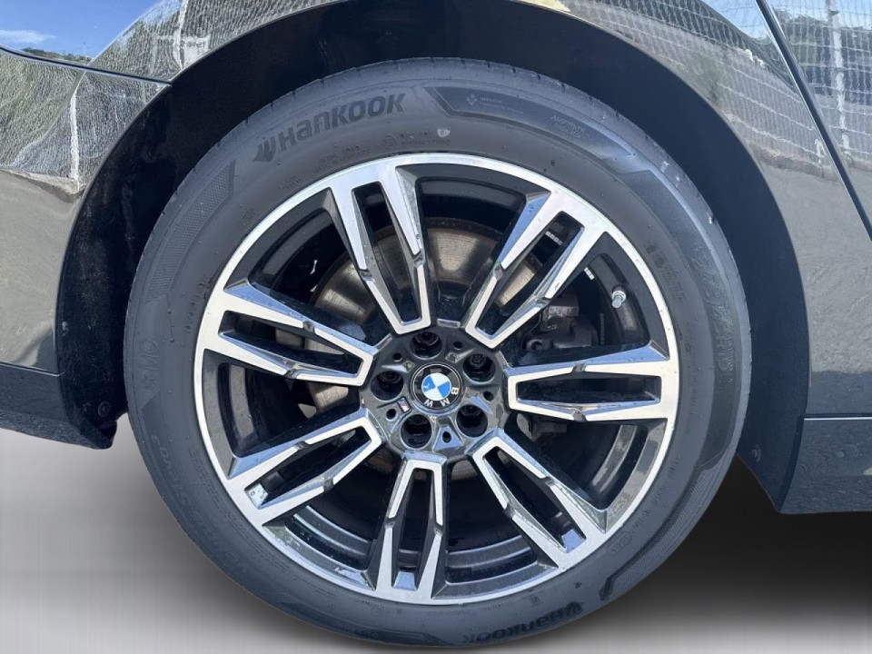 BMW Seria 5 540d xDrive M-Sport - foto 12