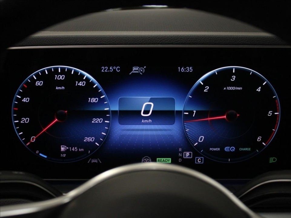 Mercedes-Benz GLE 300d 4MATIC AMG Line - foto 9