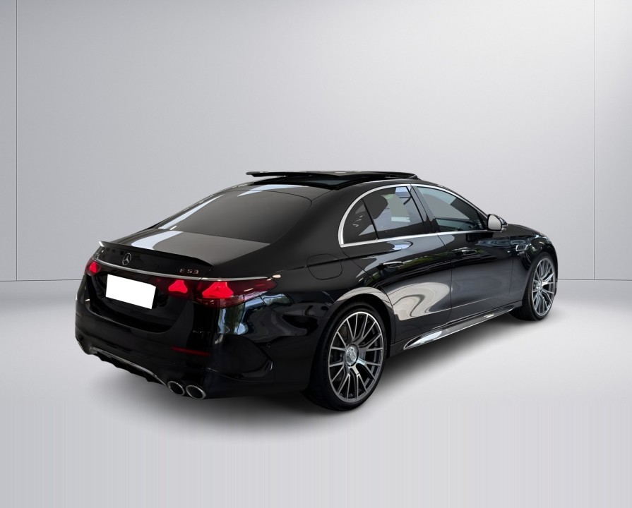 Mercedes-Benz E 53 AMG 4MATIC+ (3)