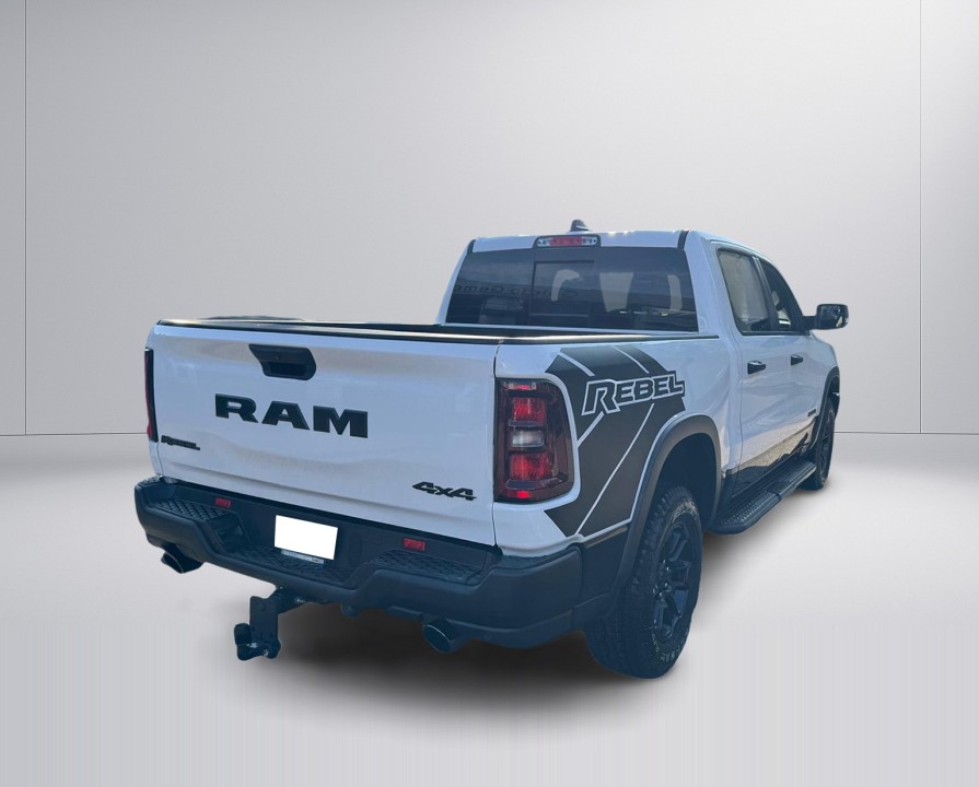 Dodge RAM 1500 REBEL (4)