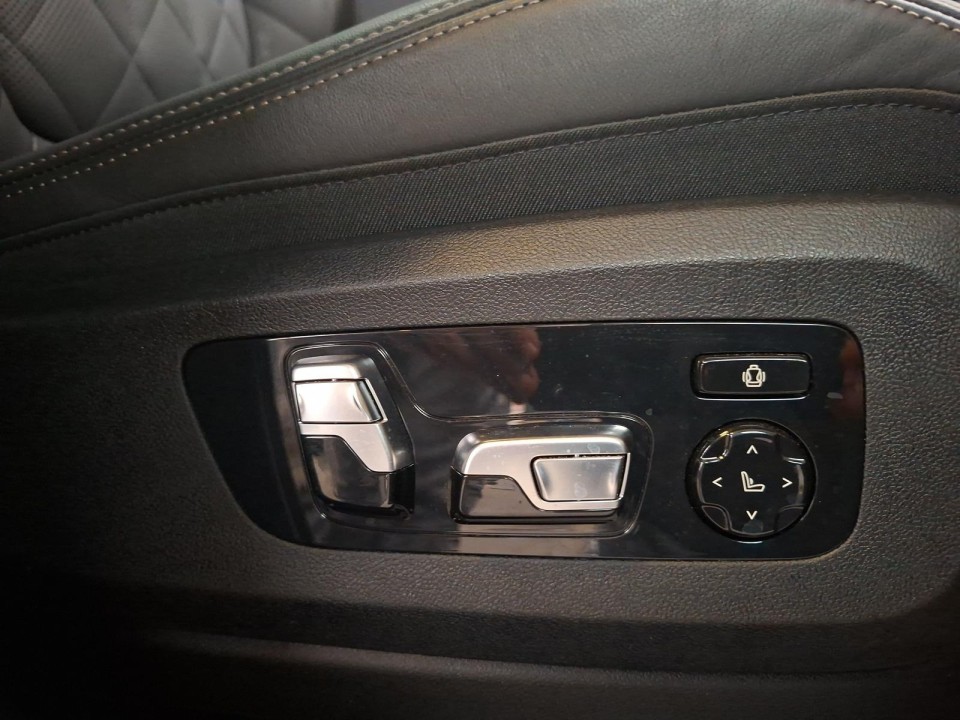 BMW X5 xDrive40i M-Sport - foto 33