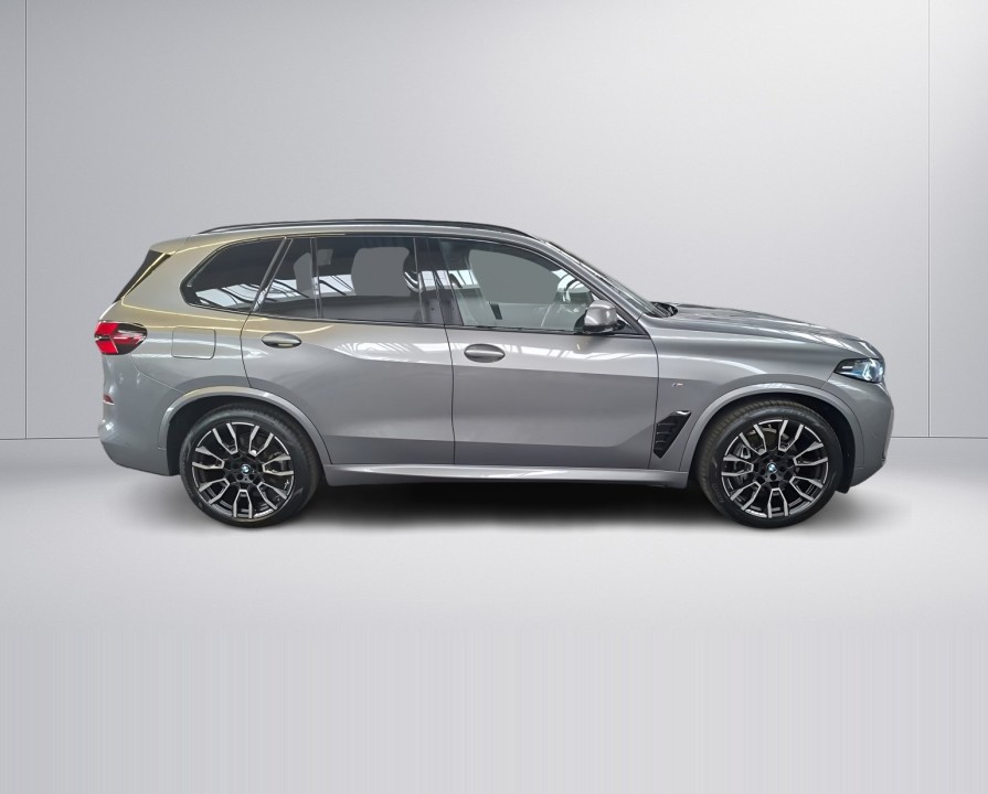 BMW X5 xDrive40i M-Sport (2)