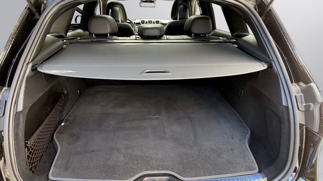 Mercedes-Benz GLC 300e 4MATIC AMG Line - foto 17
