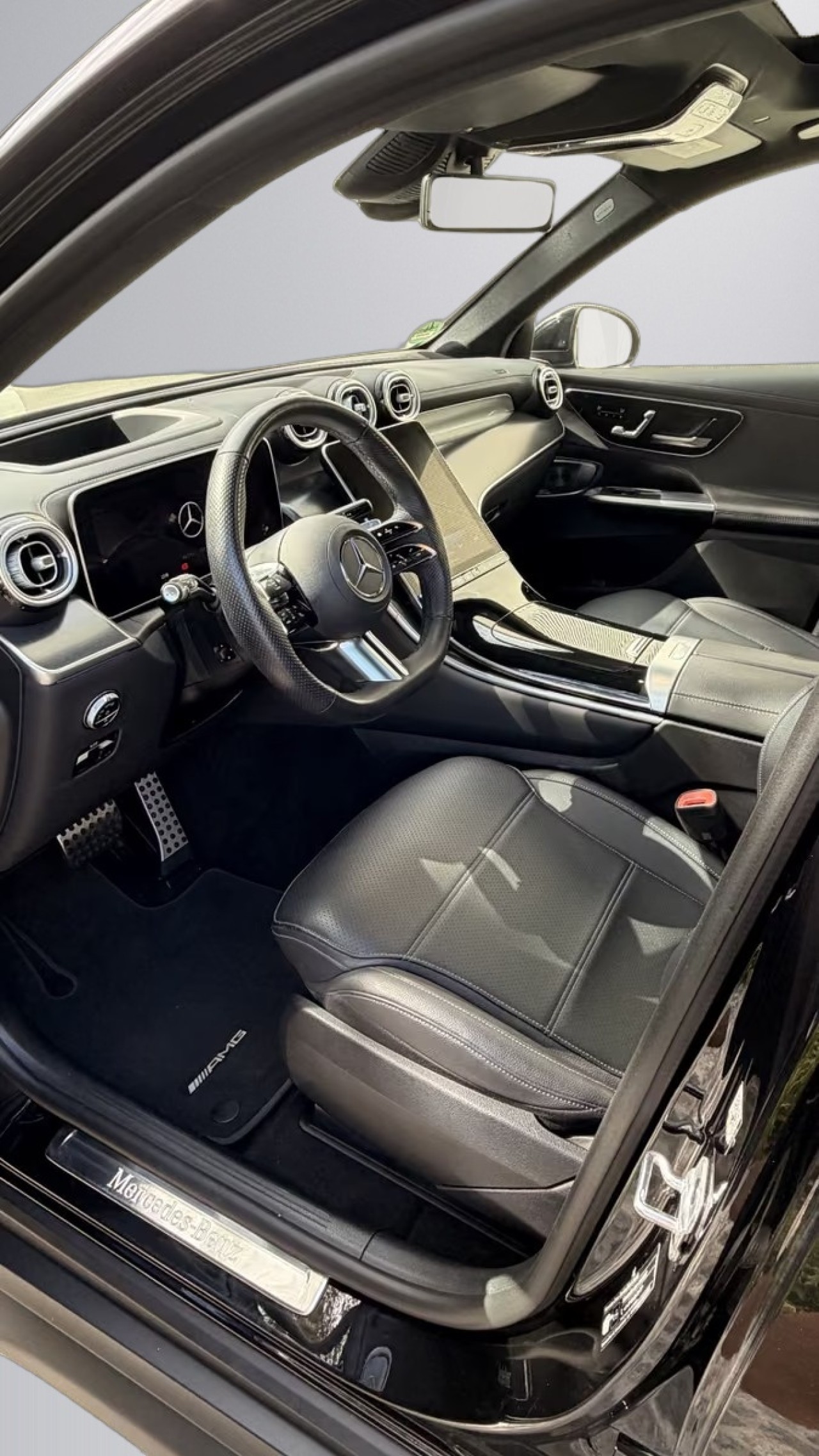 Mercedes-Benz GLC 300e 4MATIC AMG Line - foto 7