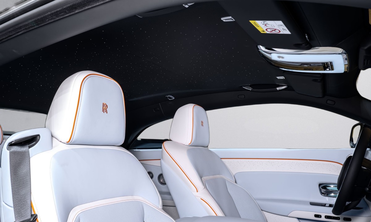 Rolls-Royce Spectre - foto 18